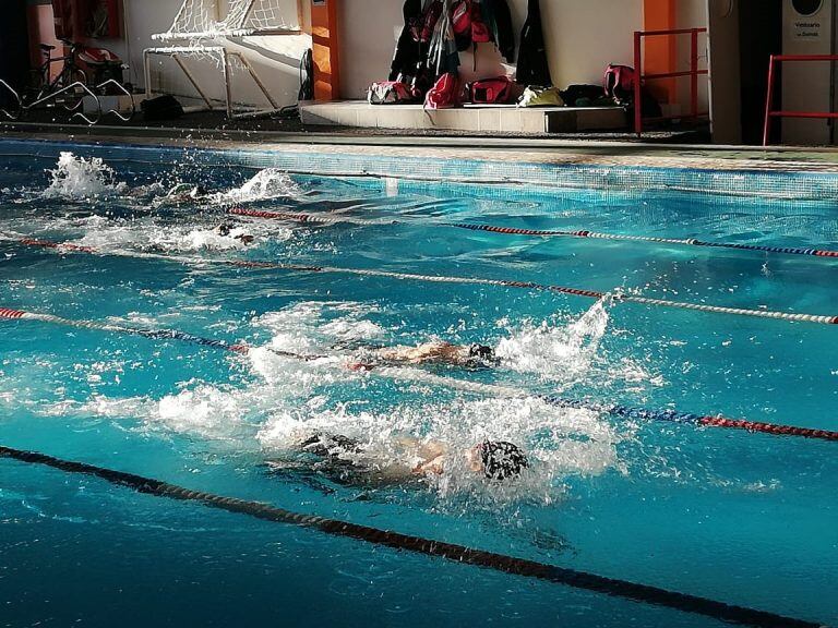 Primer torneo de natación del año.