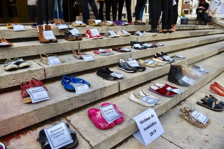 8M: las manifestaciones en La Plata comenzaron con una exposición en el fuero Federal