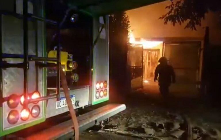 Ocurrió durante la madrugada de este lunes, en Villa Elvira (web).