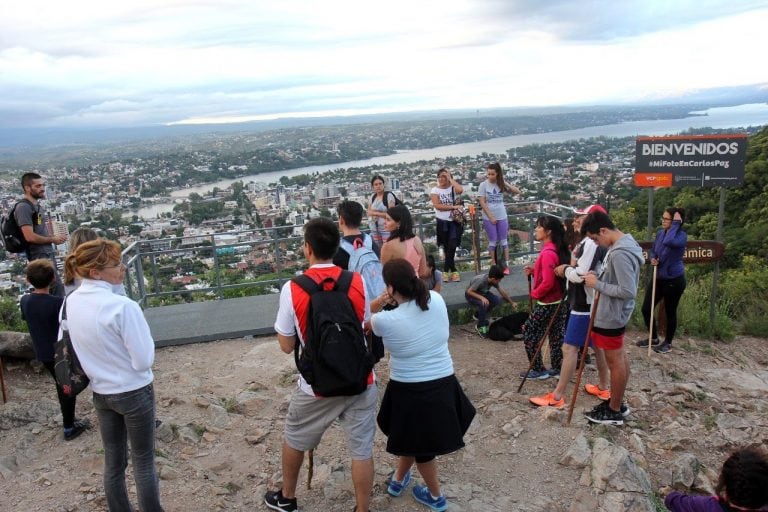 La ciudad desde uno de los miradores renovados del cerro.