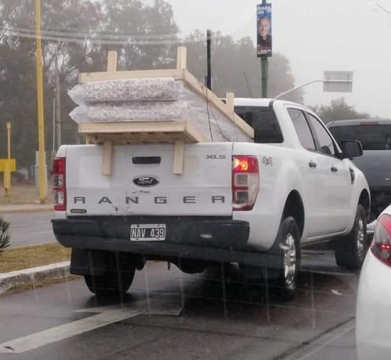 Los vehículos salieron desde el Ministerio de Desarrollo Social de San Luis.