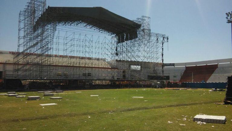 Así quedó la cancha de Instituto tras el paso de Phil Collins en Córdoba.