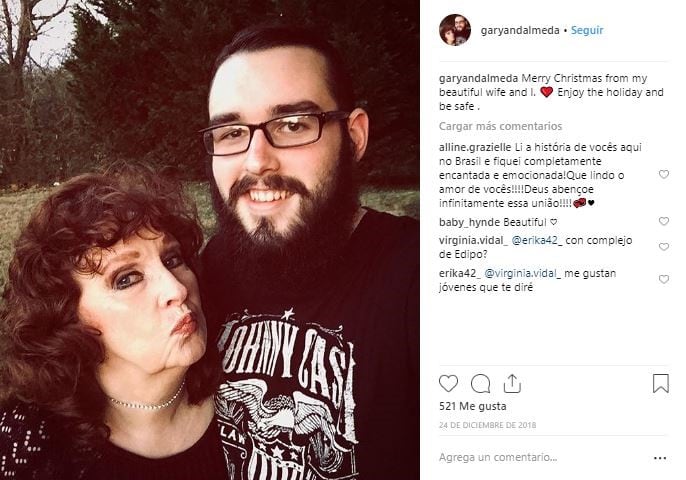 Almeda Errel y Gary Hardwick se conocieron en el velatorio de uno de los hijos de ellos, se enamoraron, se casaron y ahora cuentan todo en YouTube.