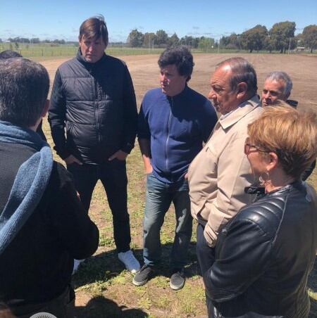 Construcción Cancha de Hockey de césped sintético (prensa municipalidad)