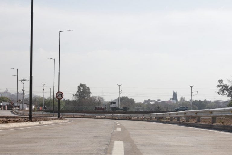 Fue habilitado otro tramo de la obra de Costanera en Córdoba. (Prensa Gobierno)