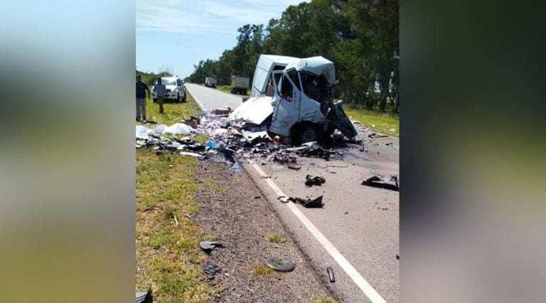 La cabina de la Trafic quedó totalmente destruida (Infopico)