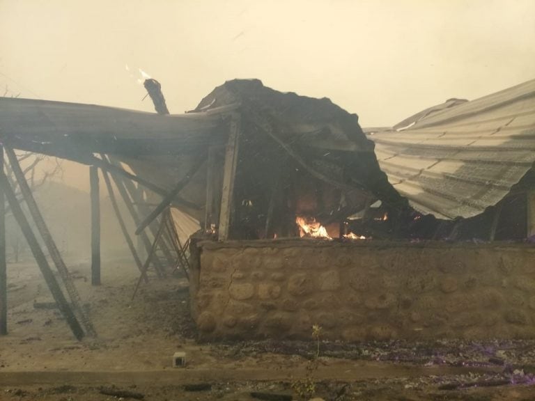 Imágenes impactantes del incendio al norte de Punilla. (Foto: Twitter / Gob. de Córdoba).