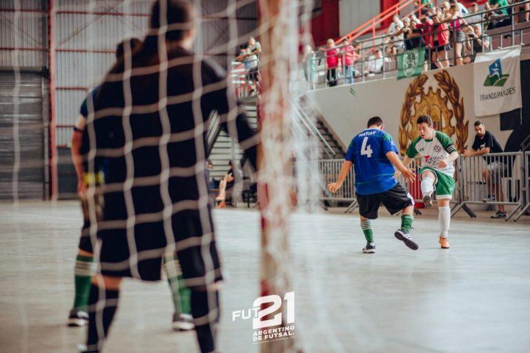 Las mejores imágenes del torneo de Futsal para chicos con Síndrome de Down que se llevó a cabo en Cordoba. (Facebook Fut 21)