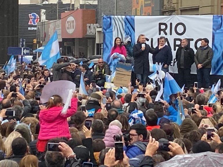 Macri en Río Cuarto en la marcha del Sí se Puede.