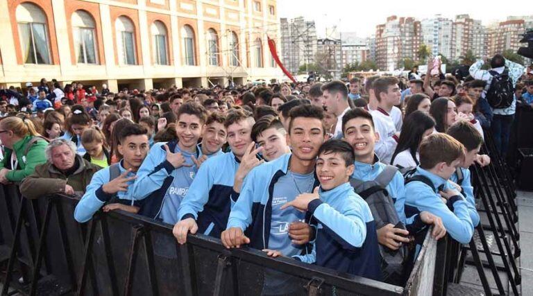 Los chicos pampeanos en el acto inaugural (Gobierno de La Pampa)