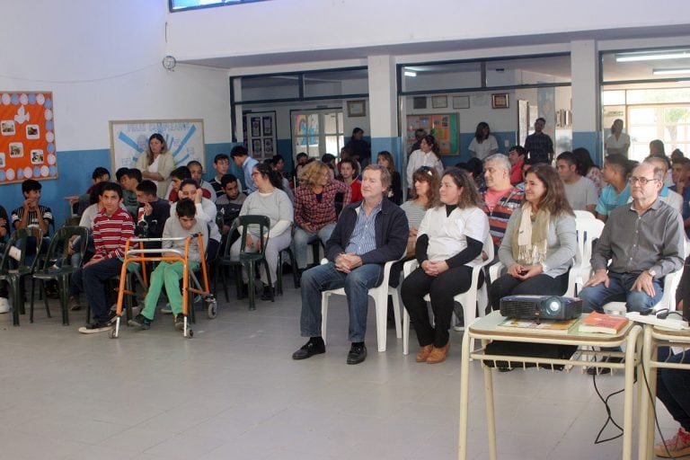 Acto dia del Trabajador Escuela Carolina Tobar Garcia