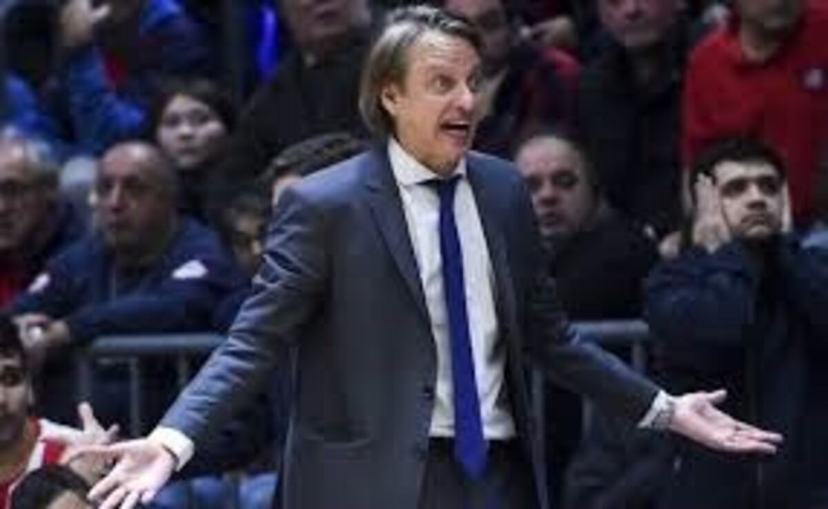 Facundo Muller, ex técnico de Instituto, fue despedido de San Lorenzo