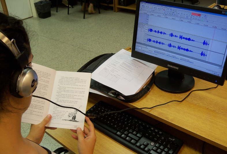 "Construyendo la palabra" cuenta con su formato de audiolibro.