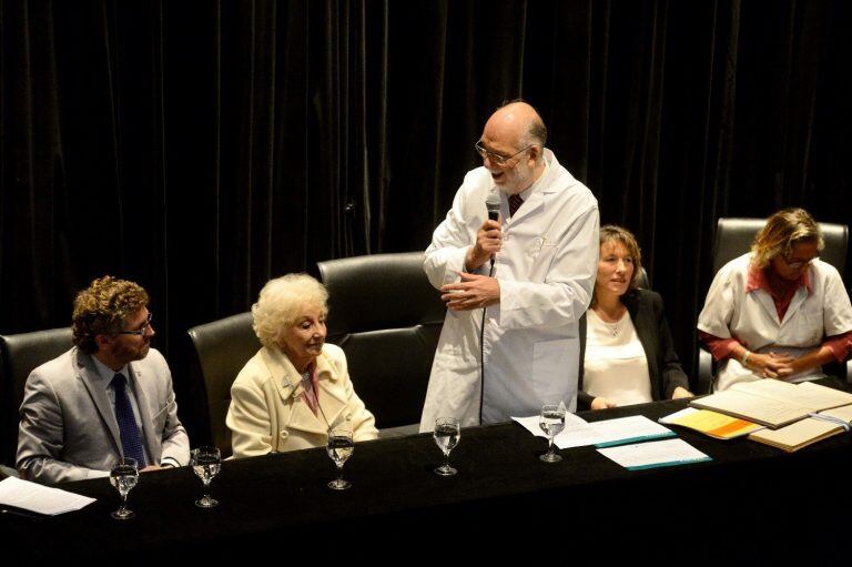 Estela de Carlotto visitó la UNLP durante la mañana del miércoles