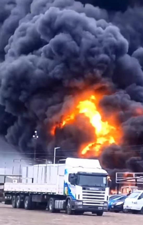 Incendio en Parque Industrial Gualeguaychú