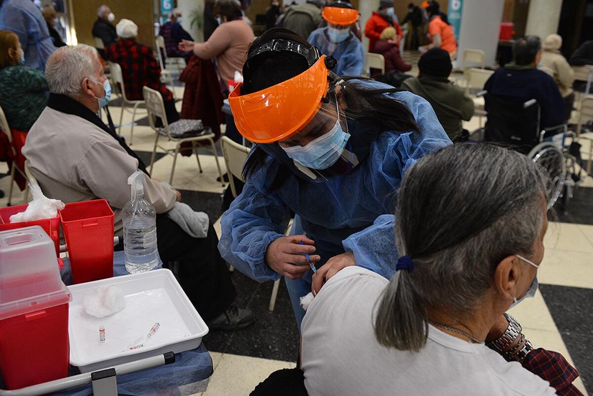 Coronavirus en Argentina: cinco personas murieron y 641 se contagiaron