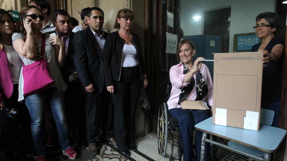 Michetti al votar en las elecciones que la colocaron como vicepresidenta (DyN).