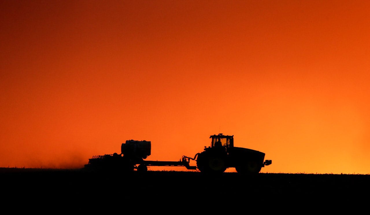 La maquinaria agrícola es muy importante para la cosecha (La Voz)