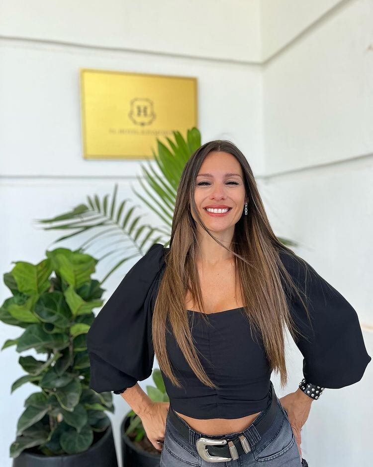 Pampita y su look para "El hotel de los famosos".