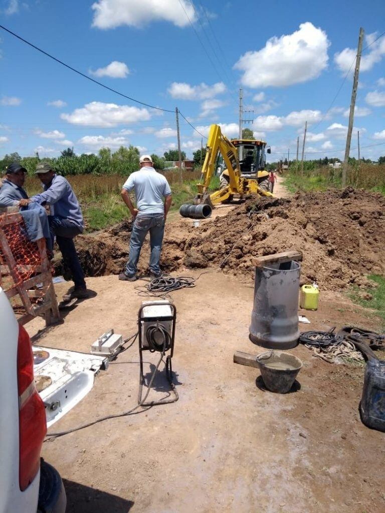 Se rompió un acueducto que iba a inaugurar ABSA y Villa Castells seguirá sin agua