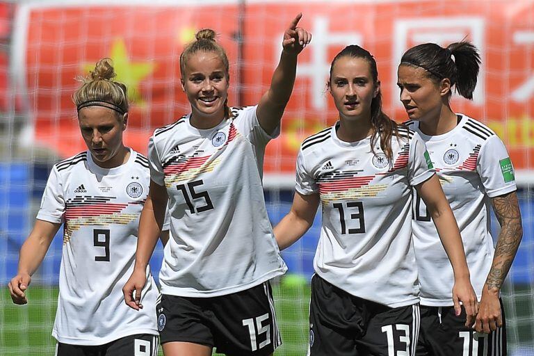 Giulia Gwinn festeja su primer gol del Mundial Femenino de Francia 2019 (Foto: LOIC VENANCE / AFP)