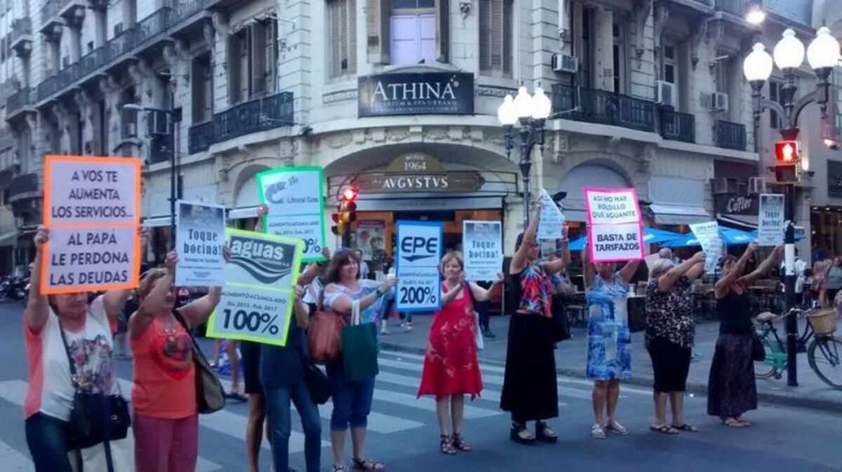 Convocan a la protesta "Tumbemos al Tarifazo"
