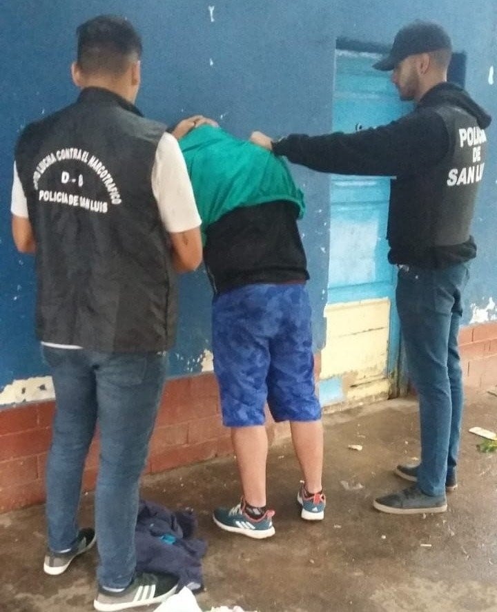 Desbarataron banda narco liderada por dos policías puntanos.