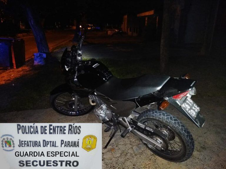 El joven se trasladaba a bordo de una moto Honda Falcon