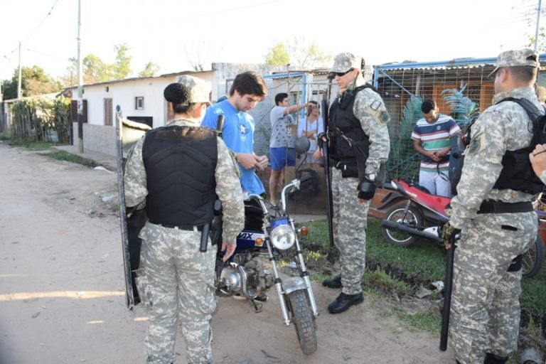 Mega operativo policial en distintos puntos de Corrientes