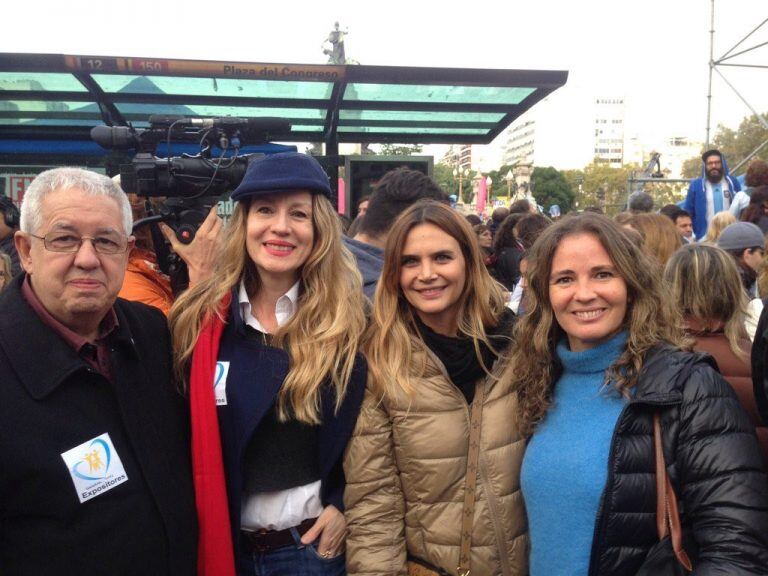 Amalia Granata marchó en el Congreso contra la despenalización del aborto. (@AmelieGranata)