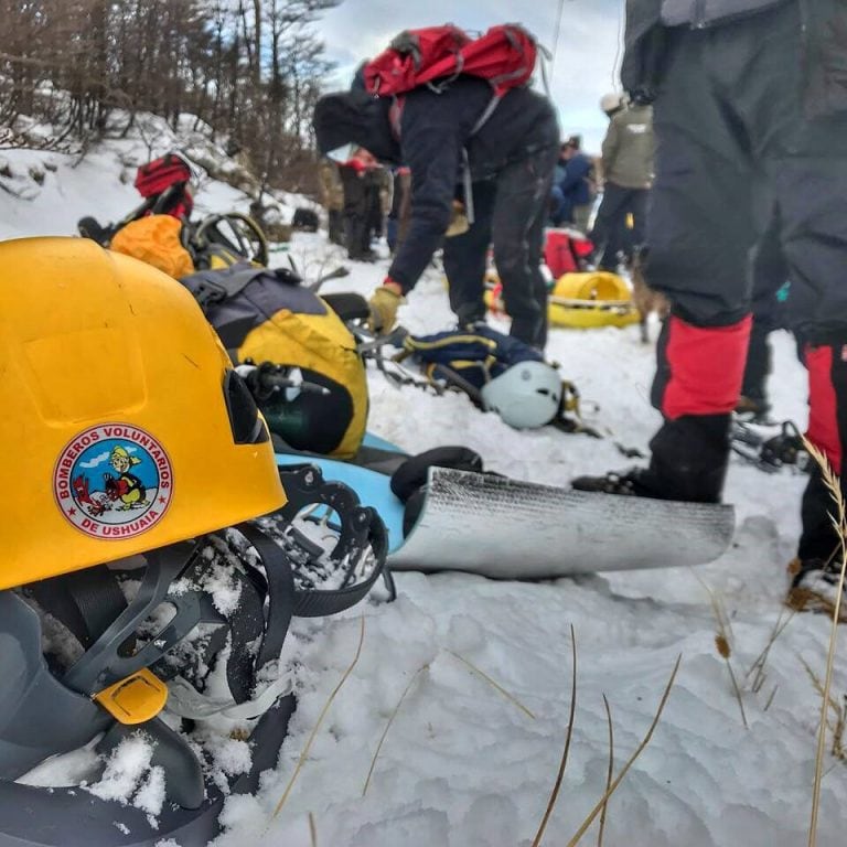 Comisión de Auxilio Ushuaia - Rescate en Alta Montaña