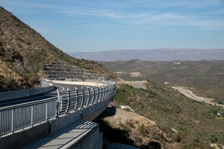 Así se ve la nueva Bajada de las Altas Cumbres.