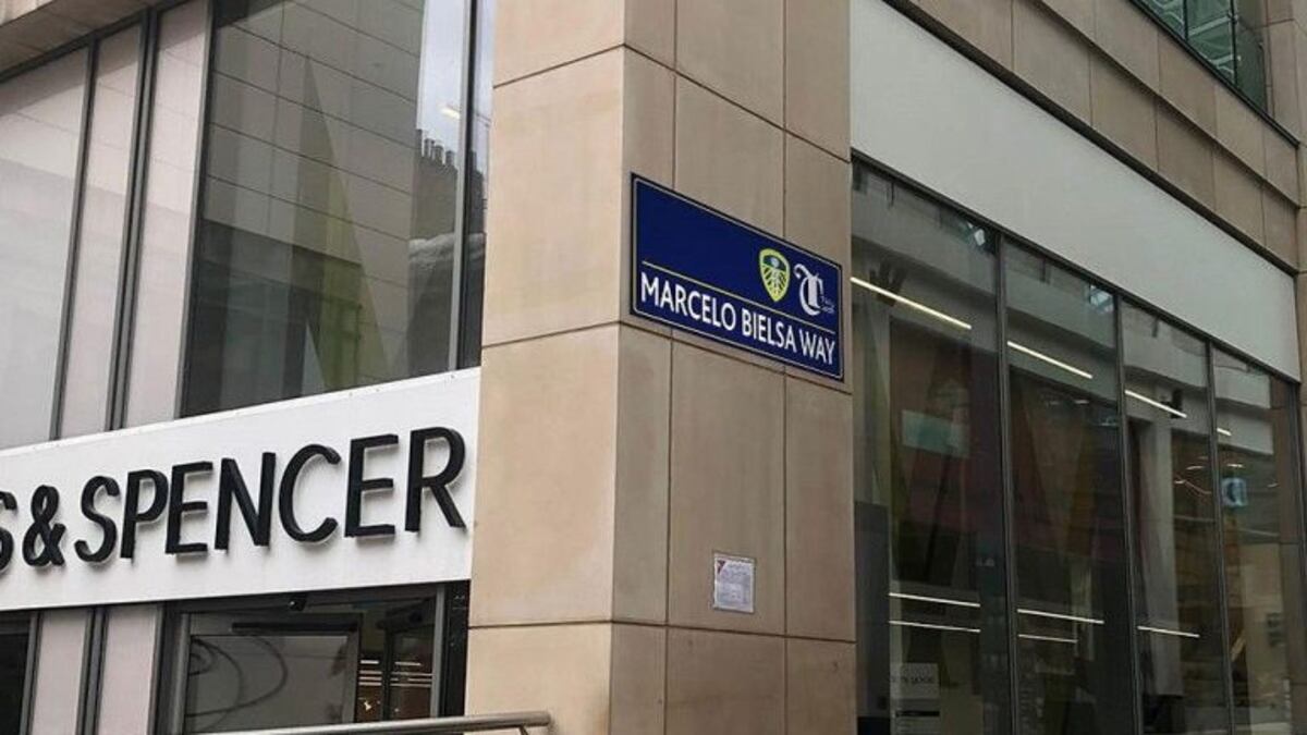 Marcelo Bielsa ya tiene calle propia en Leeds