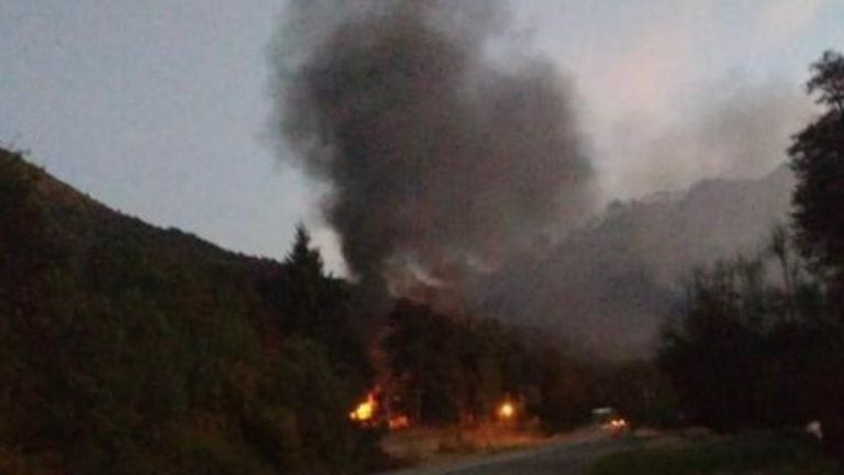 Incendio en Villa Mascardi (Diario Río Negro)