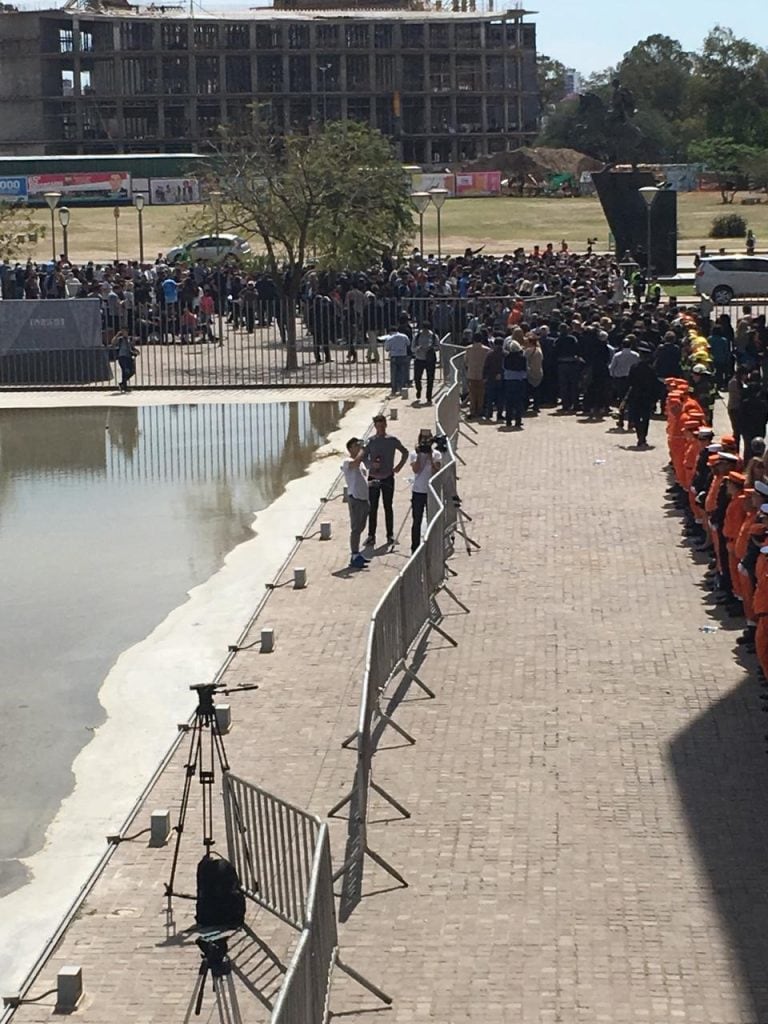 De la Sota y la despedida desde el Centro Cívico hacia el Cementerio San Jerónimo.