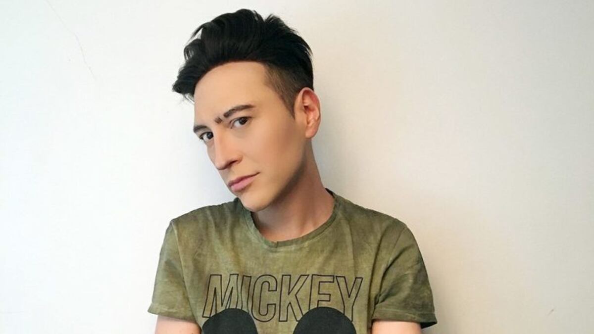 Leo García aseguró que Danna Paola y Tini "se pelean por un tipo que tiene olor a pata"