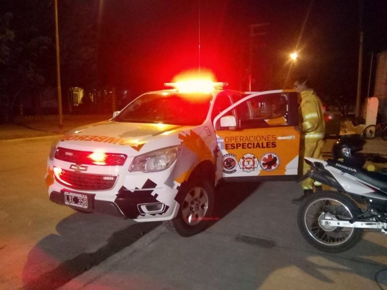 Bomberos de Arroyito se unieron para sofocar el incendio en Salsacate