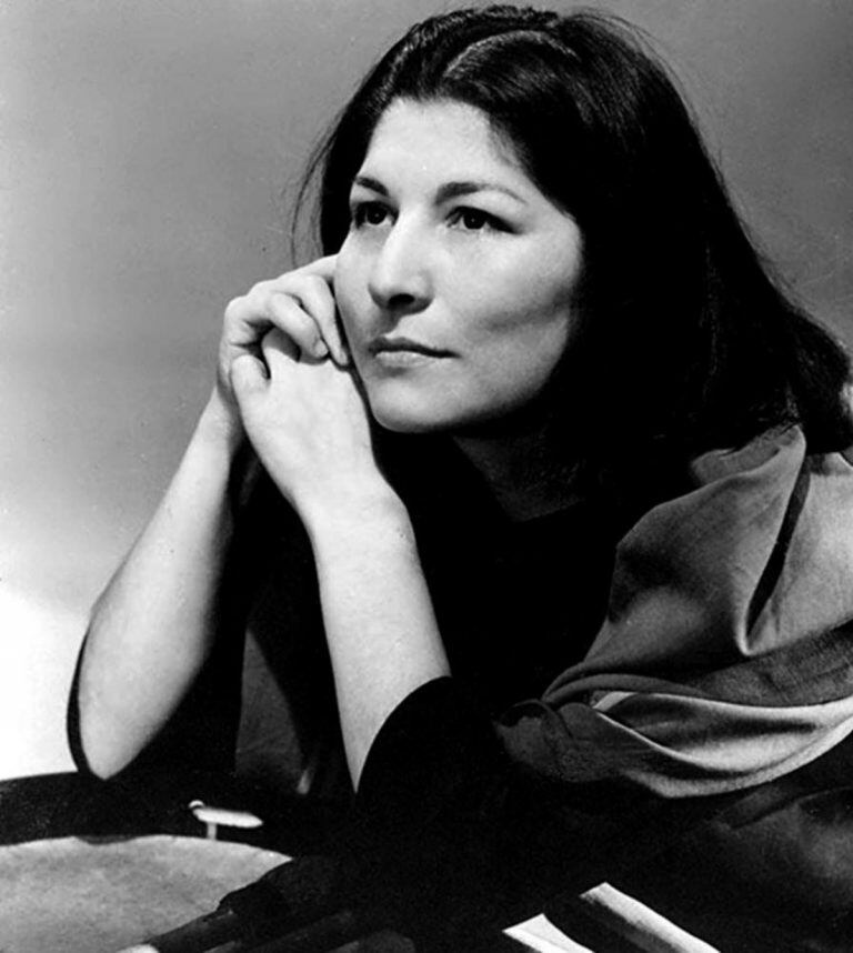 Mercedes Sosa por Annemarie Heinrich (Prensa Diana)