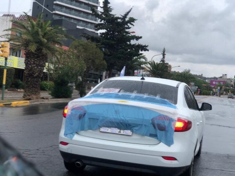 Banderazo en Carlos Paz