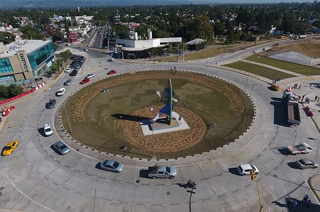 La nueva rotonda de la Mujer Urbana fue inaugurada este jueves, en la obra del Cierre de la Circunvalación.