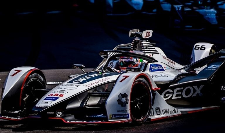 Pechito, a bordo del monoposto del team GEOX Dragon.