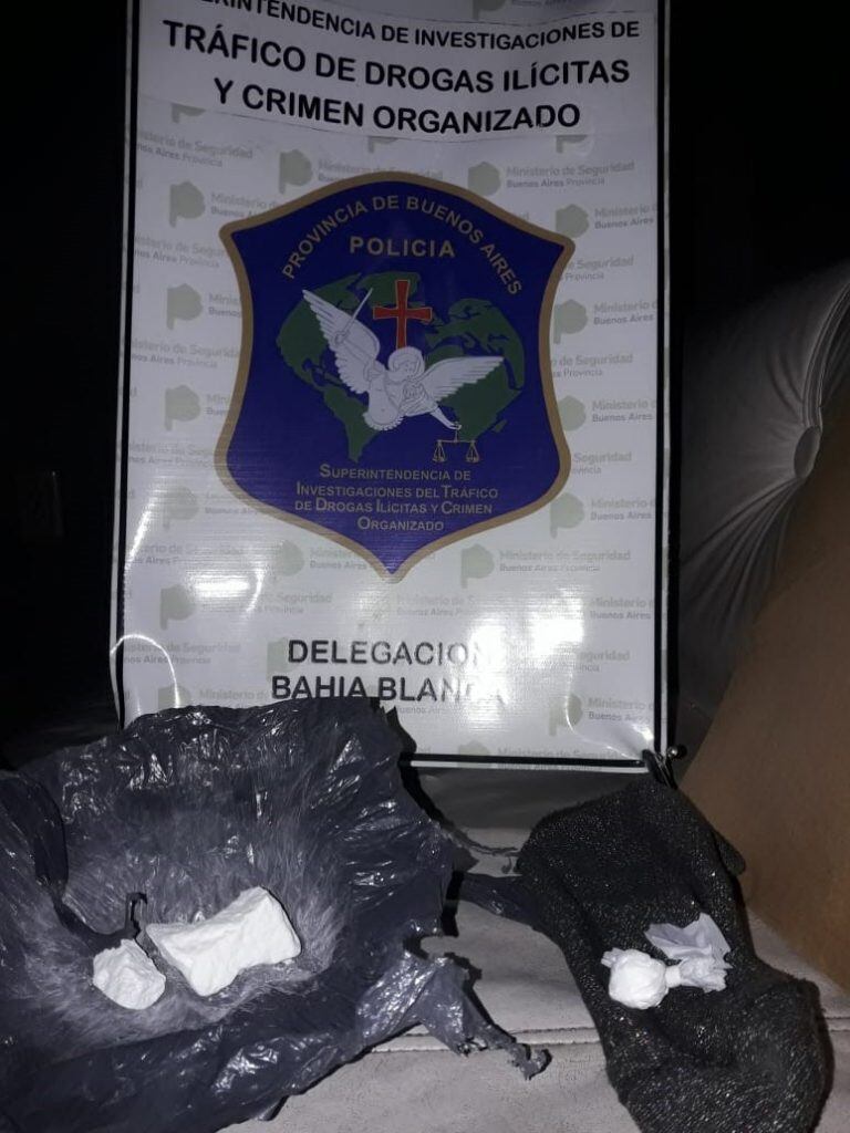 500 dosis de marihuana y cocaína