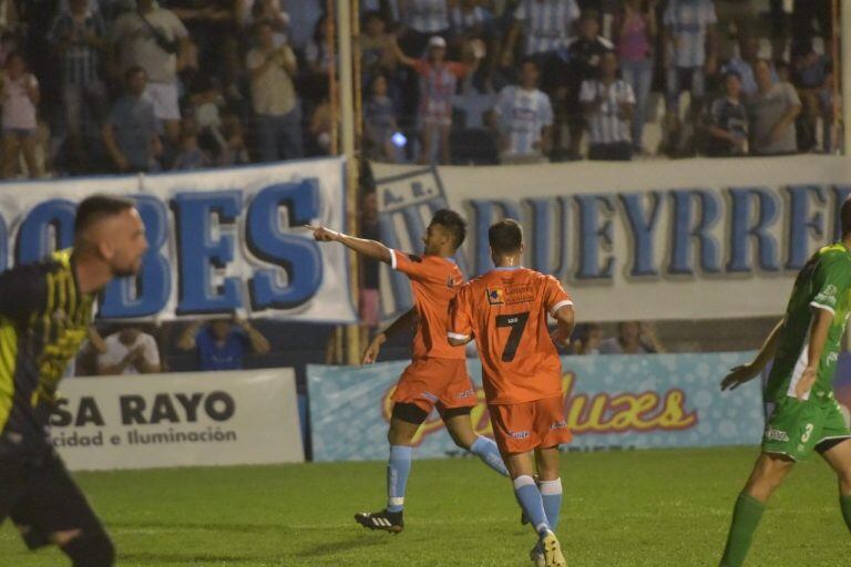 Racing de Córdoba y Sportivo Belgrano por Copa Argentina.