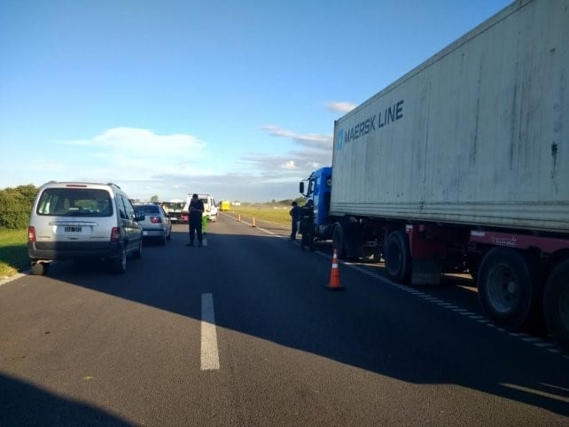 Choque y muerte en Autopista Rosario - Buenos Aires