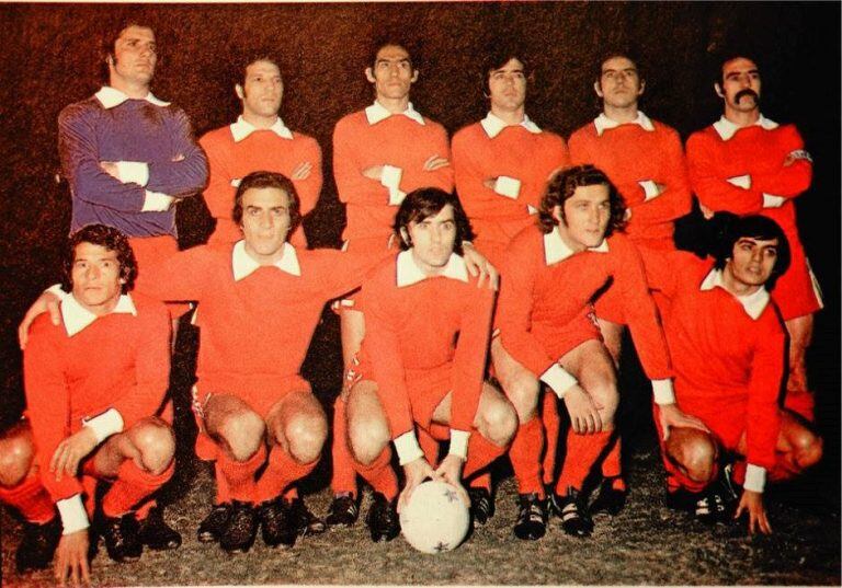 El plantel de Independiente 1972, base del que ganó al Intercontinental 73 a la Juventus, en un histórico partido.