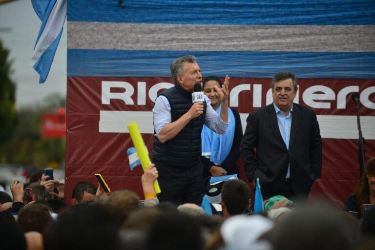 Macri en Río Primero.