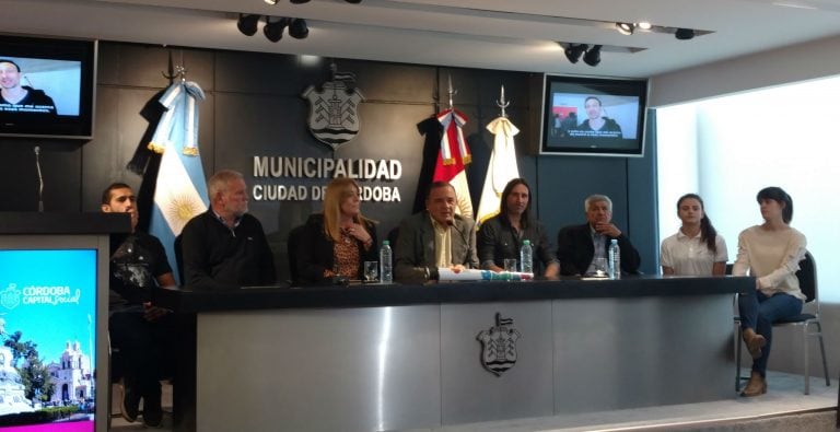 Presentación del paso del Tour de la Antorcha por Córdoba.