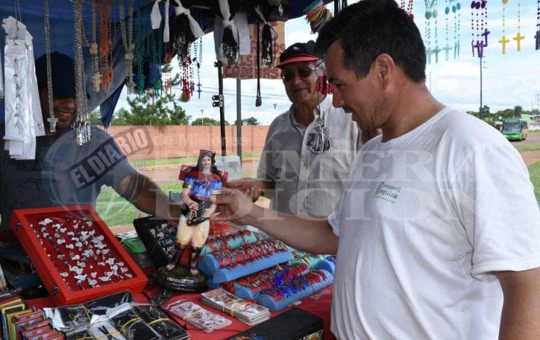 Homenaje al Gauchito Gil en Garupá, Misiones. (Foto: Primera Edición)