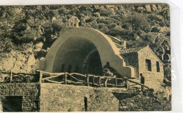 La Gruta de la Virgen del Valle en Choya.