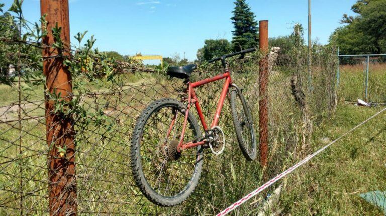 Un policía de civil mató a un supuesto ladrón en Camino Interfábricas.